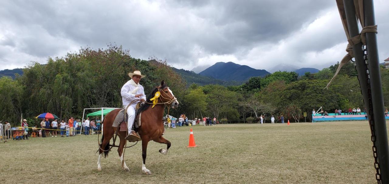 דירות In The Heart Of Vilcabamba House Don Tuquito מראה חיצוני תמונה